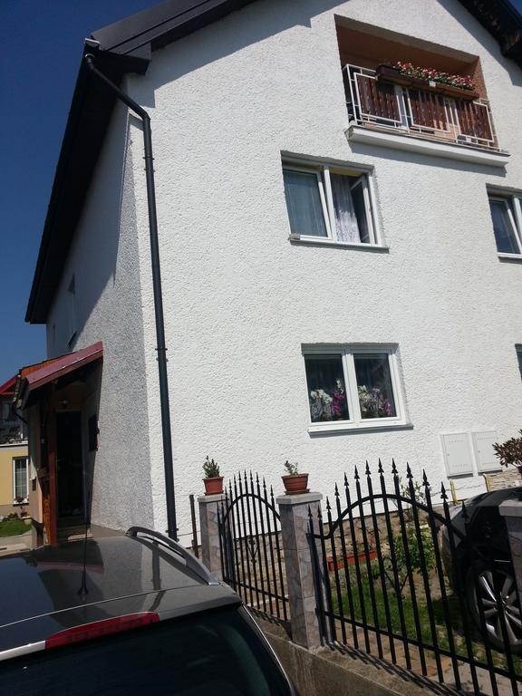 Ubytovanie U Vlasty Strba Luaran gambar
